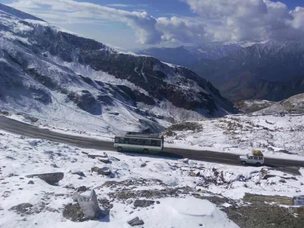 By Bus to Ladakh