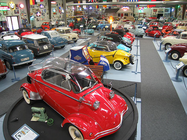 Mini car museum