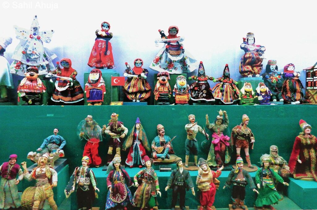 International Doll Museum
