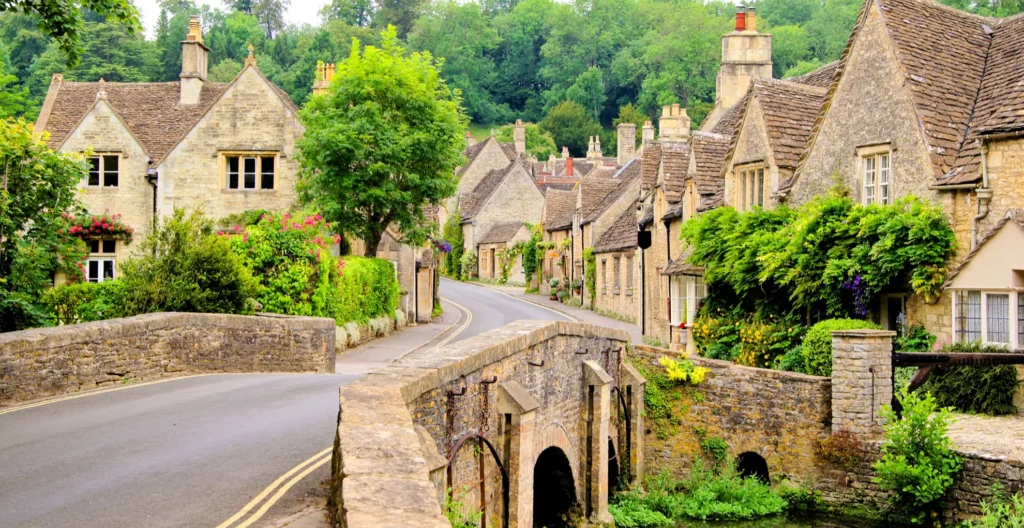  Cotswolds,England